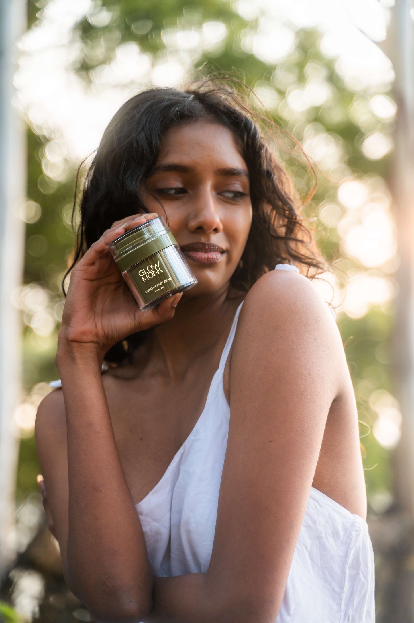 Applying barrier repair moisturiser